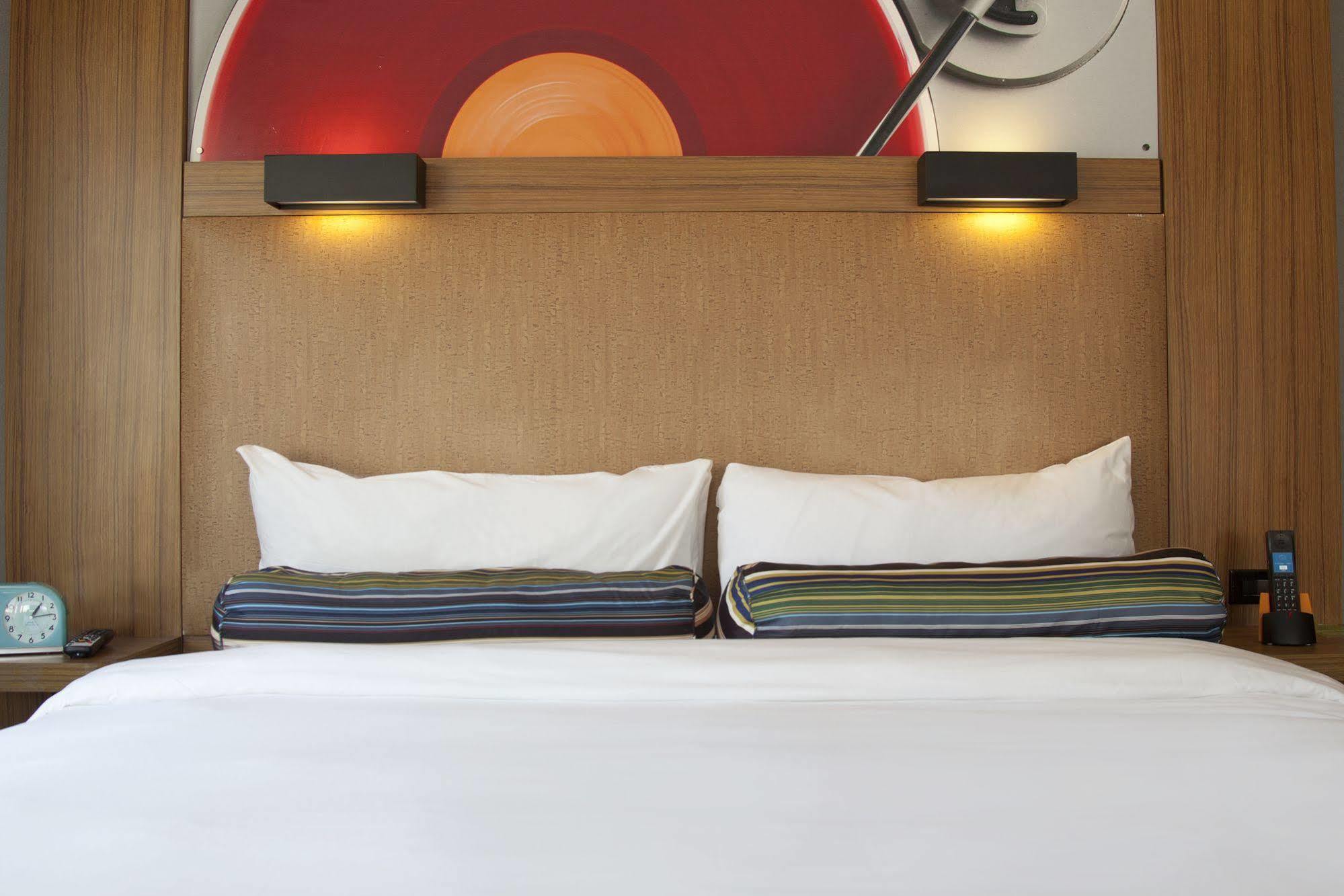 Hotel Aloft Houston Downtown Extérieur photo